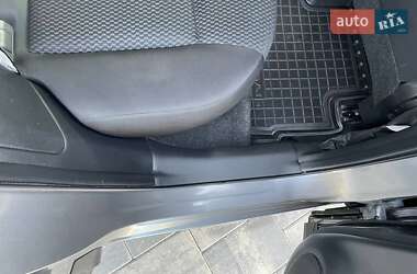 Позашляховик / Кросовер Nissan Rogue Sport 2022 в 