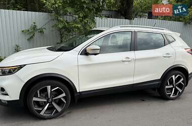 Внедорожник / Кроссовер Nissan Rogue Sport 2022 в 