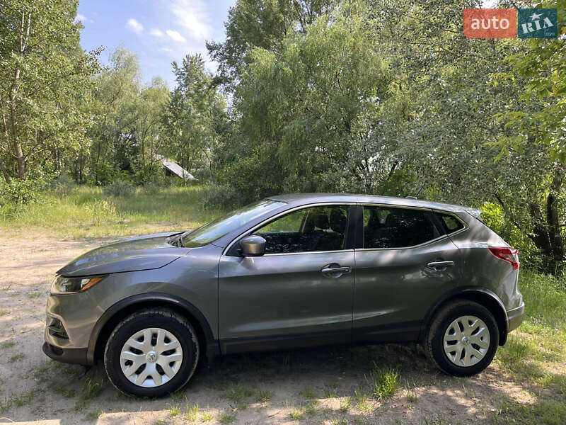 Позашляховик / Кросовер Nissan Rogue Sport 2020 в Києві