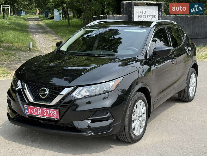 Внедорожник / Кроссовер Nissan Rogue Sport 2022 в 