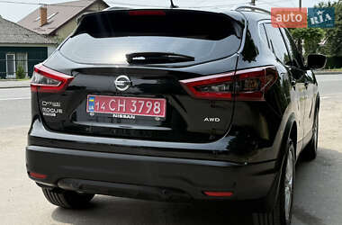 Внедорожник / Кроссовер Nissan Rogue Sport 2022 в 