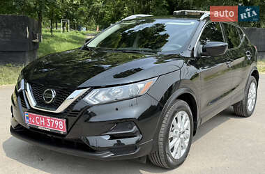 Внедорожник / Кроссовер Nissan Rogue Sport 2022 в 