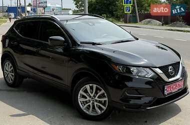 Внедорожник / Кроссовер Nissan Rogue Sport 2022 в 
