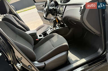 Внедорожник / Кроссовер Nissan Rogue Sport 2022 в 