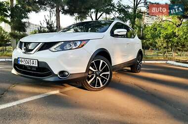 Внедорожник / Кроссовер Nissan Rogue Sport 2017 в Одессе