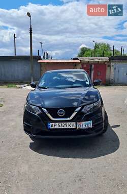 Позашляховик / Кросовер Nissan Rogue Sport 2020 в 
