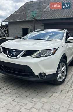 Позашляховик / Кросовер Nissan Rogue Sport 2019 в Звенигородці