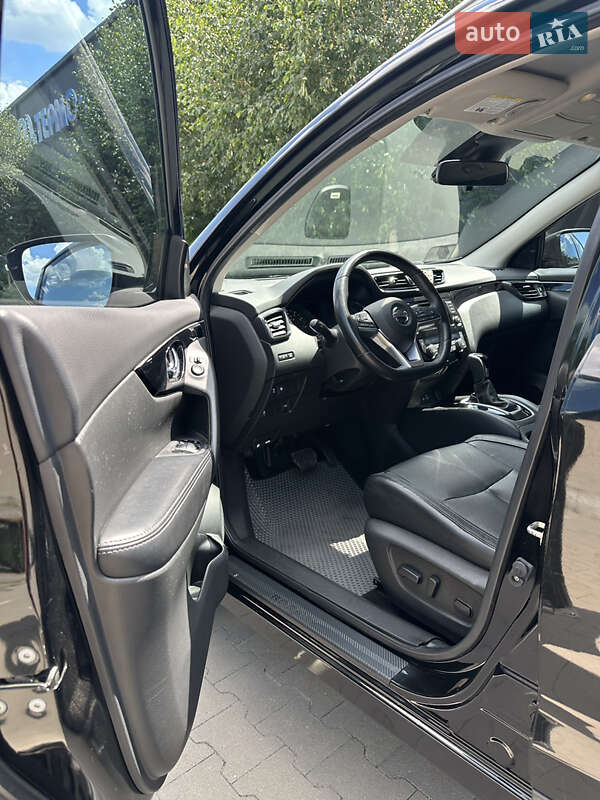 Внедорожник / Кроссовер Nissan Rogue Sport 2019 в Белой Церкви