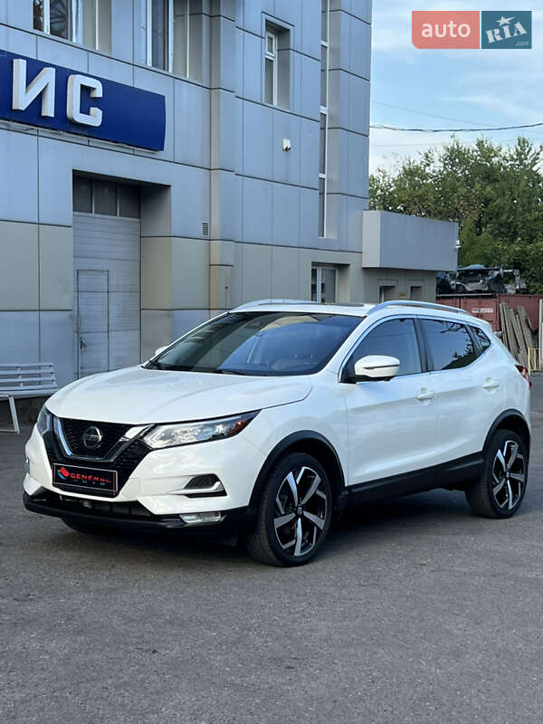 Позашляховик / Кросовер Nissan Rogue Sport 2020 в Одесі