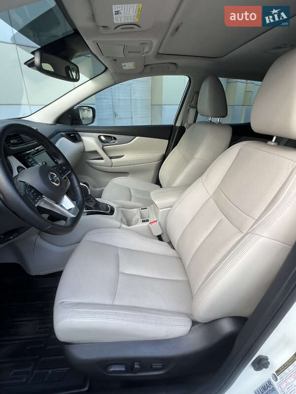 Позашляховик / Кросовер Nissan Rogue Sport 2020 в Одесі