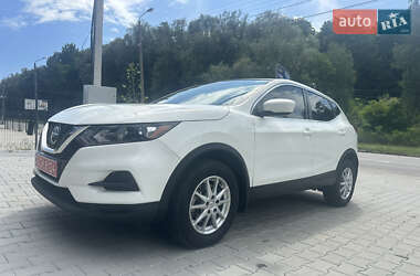 Позашляховик / Кросовер Nissan Rogue Sport 2020 в 