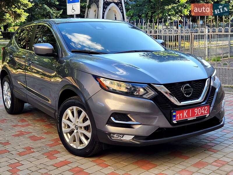Nissan Rogue Sport 2021