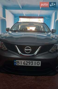 Внедорожник / Кроссовер Nissan Rogue Sport 2017 в Кременчуге