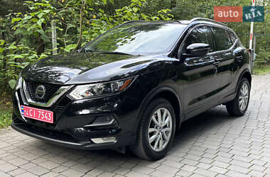Позашляховик / Кросовер Nissan Rogue Sport 2020 в Львові