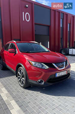 Внедорожник / Кроссовер Nissan Rogue Sport 2018 в Львове