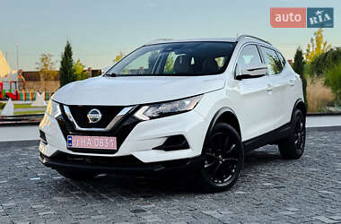 Внедорожник / Кроссовер Nissan Rogue Sport 2019 в Киеве