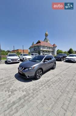 Позашляховик / Кросовер Nissan Rogue Sport 2017 в Ужгороді