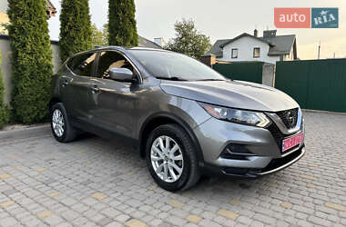 Внедорожник / Кроссовер Nissan Rogue Sport 2020 в 