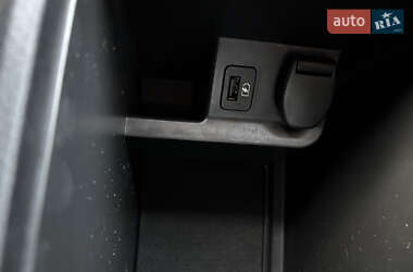 Внедорожник / Кроссовер Nissan Rogue Sport 2020 в 