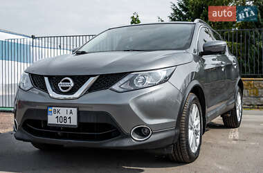Позашляховик / Кросовер Nissan Rogue Sport 2017 в Рівному