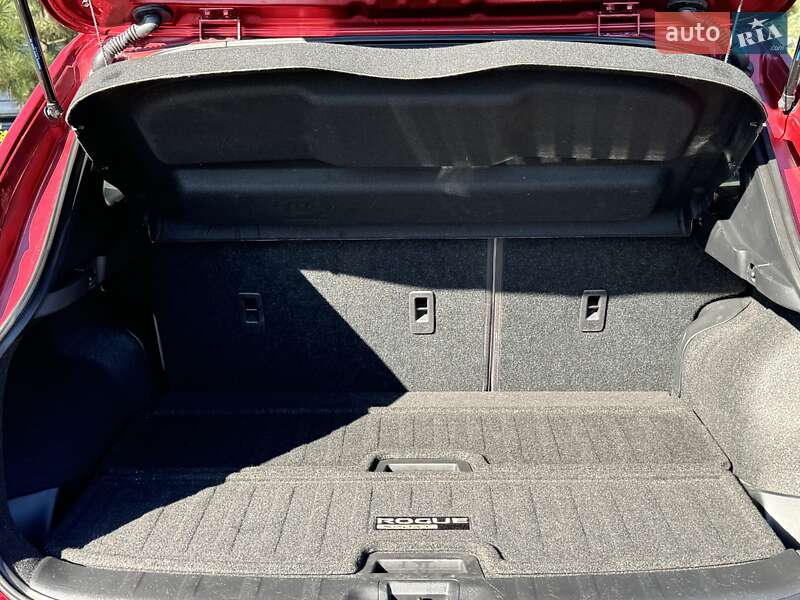 Внедорожник / Кроссовер Nissan Rogue Sport 2022 в Одессе