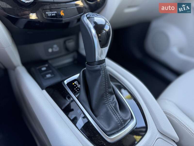 Внедорожник / Кроссовер Nissan Rogue Sport 2022 в Одессе