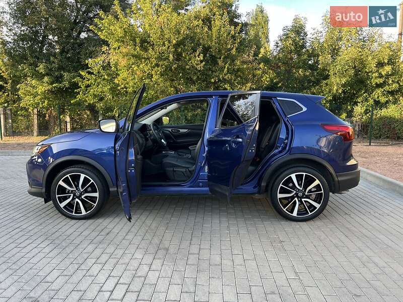 Nissan Rogue Sport 2018