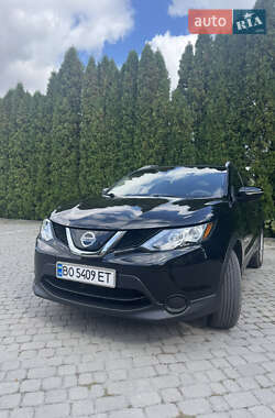 Внедорожник / Кроссовер Nissan Rogue Sport 2019 в Тернополе