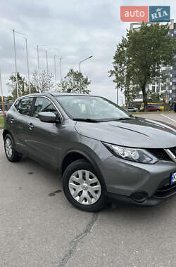 Внедорожник / Кроссовер Nissan Rogue Sport 2018 в Киеве