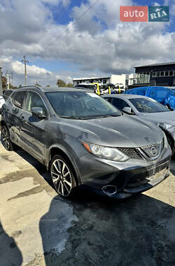 Внедорожник / Кроссовер Nissan Rogue Sport 2018 в Львове