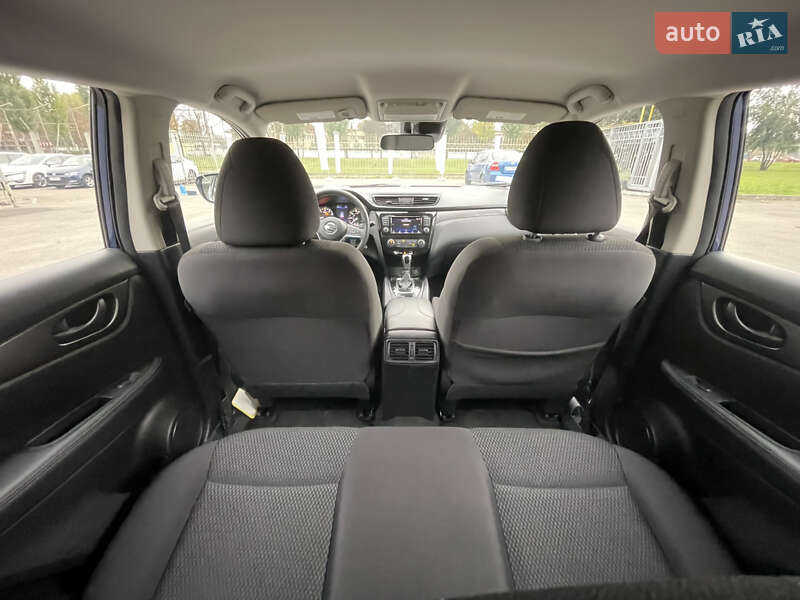 Внедорожник / Кроссовер Nissan Rogue Sport 2020 в Кременчуге