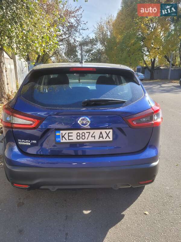 Позашляховик / Кросовер Nissan Rogue Sport 2022 в Дніпрі
