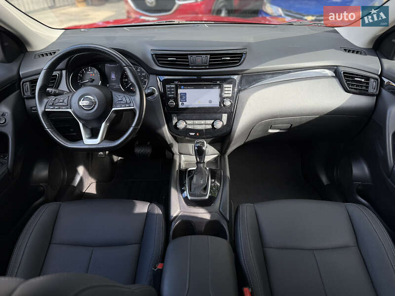 Внедорожник / Кроссовер Nissan Rogue Sport 2017 в Одессе