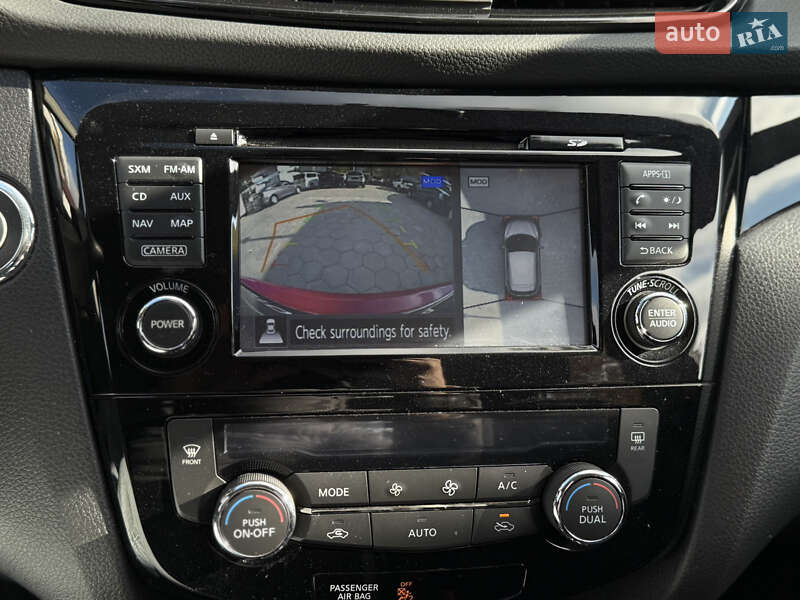 Внедорожник / Кроссовер Nissan Rogue Sport 2017 в Одессе