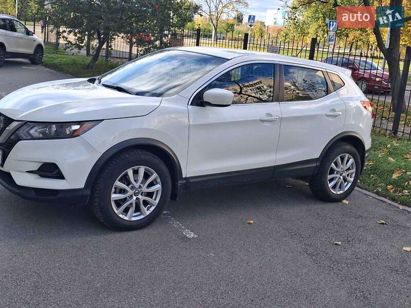 Позашляховик / Кросовер Nissan Rogue Sport 2021 в Києві