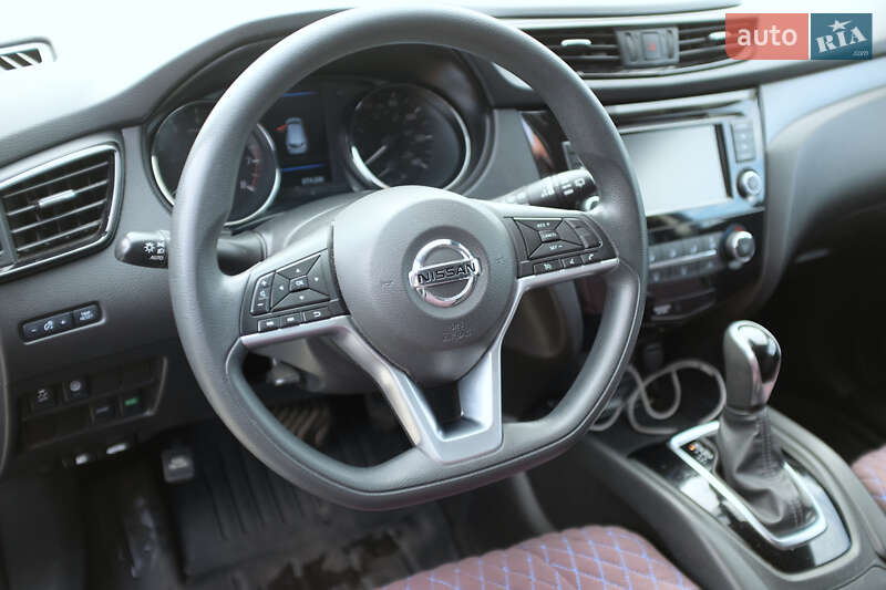 Внедорожник / Кроссовер Nissan Rogue Sport 2020 в Львове