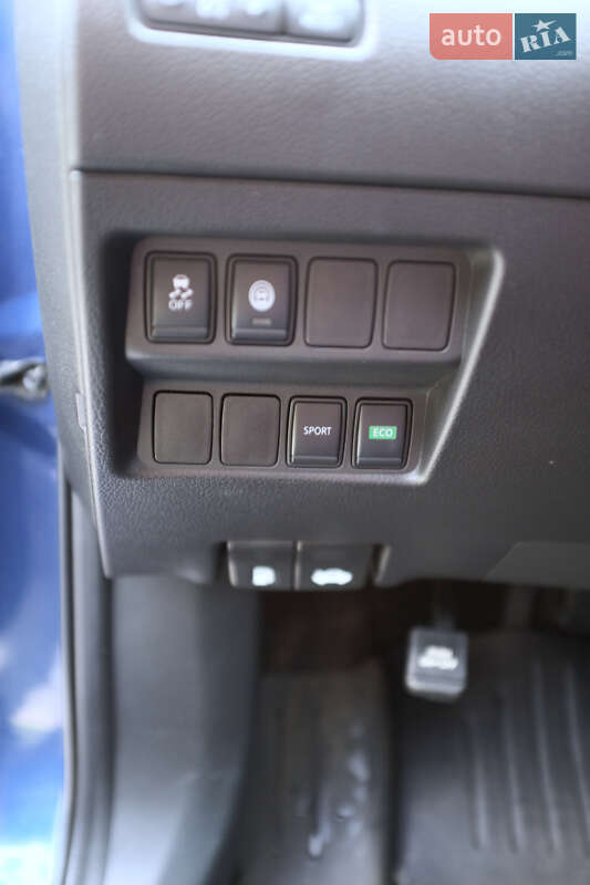 Внедорожник / Кроссовер Nissan Rogue Sport 2020 в Львове