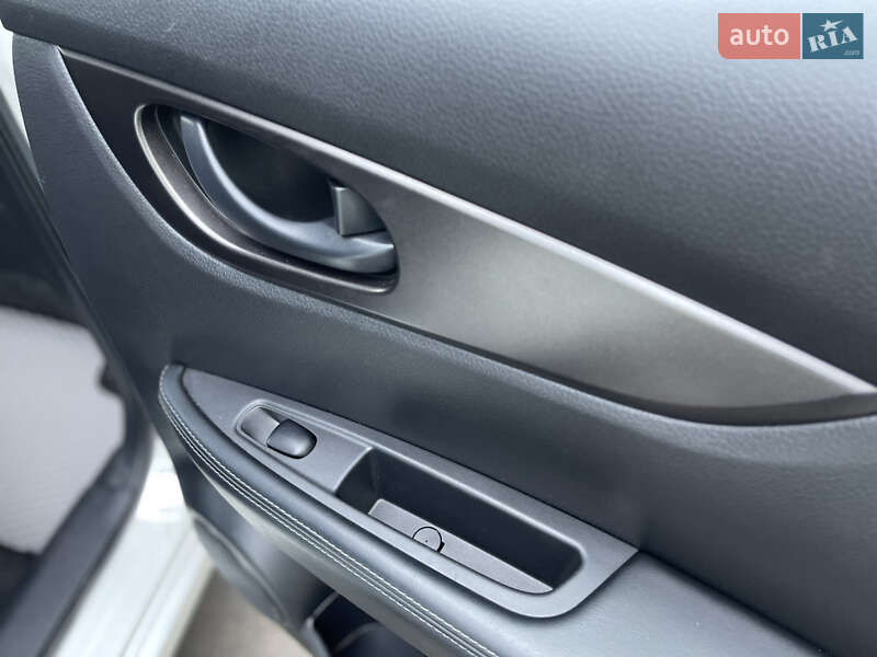 Внедорожник / Кроссовер Nissan Rogue Sport 2021 в Виннице