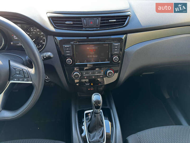 Внедорожник / Кроссовер Nissan Rogue Sport 2019 в Днепре