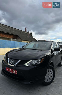 Внедорожник / Кроссовер Nissan Rogue Sport 2019 в Рожнятове