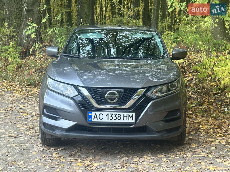 Nissan Rogue Sport 2021