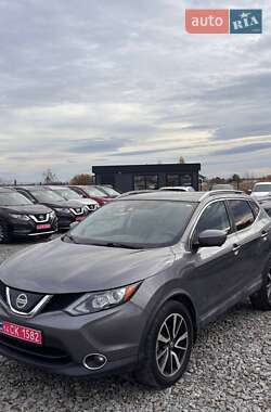 Позашляховик / Кросовер Nissan Rogue Sport 2019 в Львові