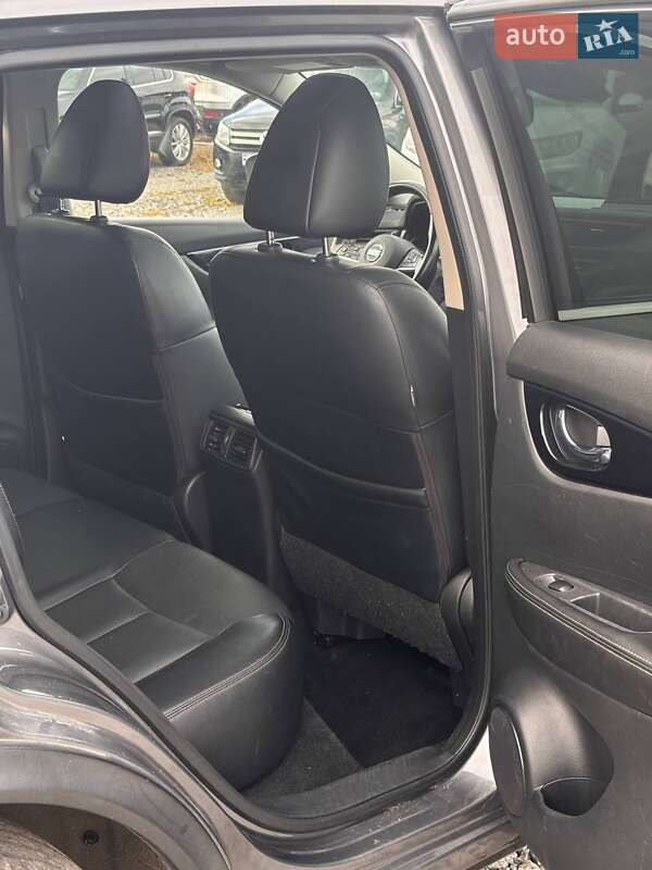 Внедорожник / Кроссовер Nissan Rogue Sport 2019 в Львове