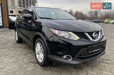 Внедорожник / Кроссовер Nissan Rogue Sport 2017 в Харькове