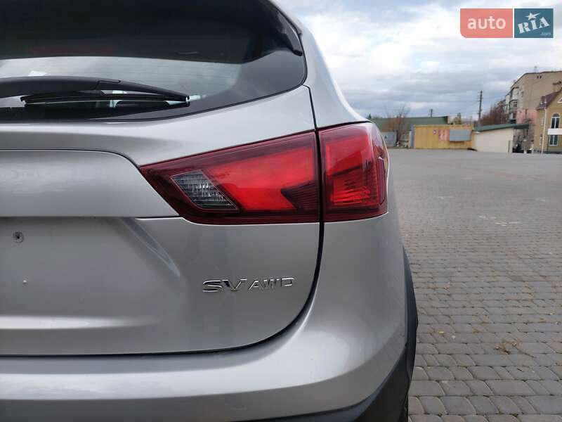 Позашляховик / Кросовер Nissan Rogue Sport 2019 в Первомайську