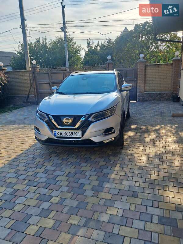 Nissan Rogue Sport 2019