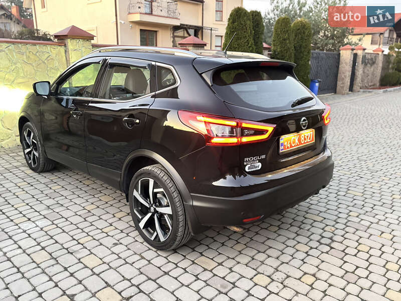 Внедорожник / Кроссовер Nissan Rogue Sport 2020 в Львове