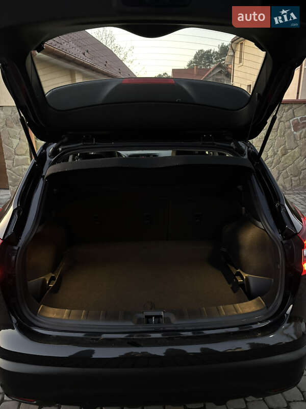 Внедорожник / Кроссовер Nissan Rogue Sport 2020 в Львове