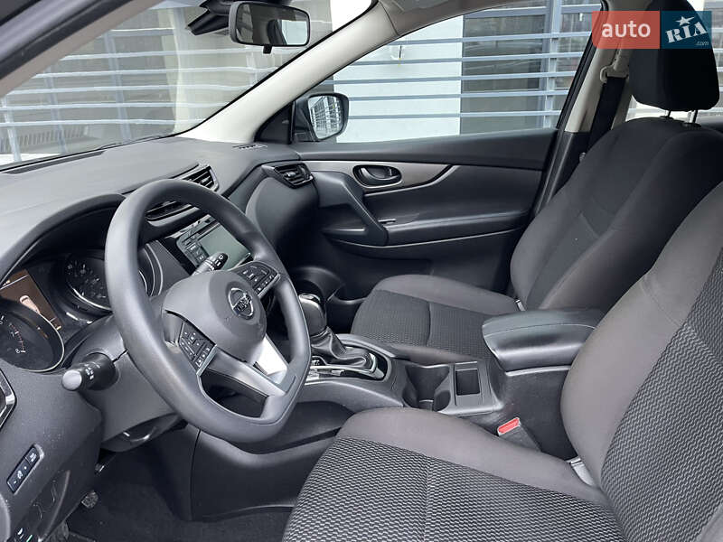 Внедорожник / Кроссовер Nissan Rogue Sport 2021 в Ровно