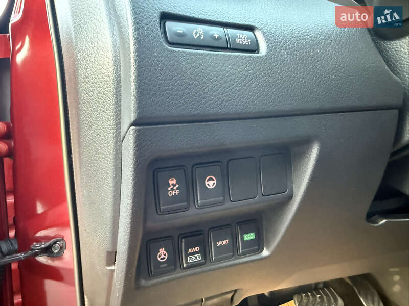 Внедорожник / Кроссовер Nissan Rogue Sport 2020 в Виннице